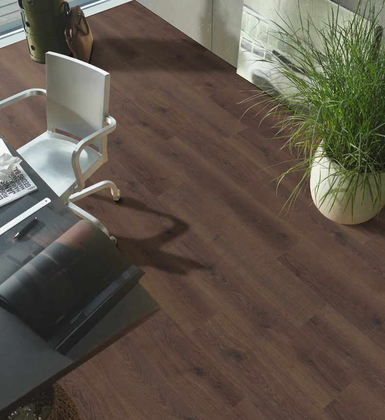  haro laminatboden landhausdiele 4v eiche contura geraeuchert authentic int